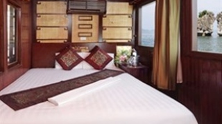 3 days 2 nights Halong bay on Imperial Junk Boat - Catba Island 